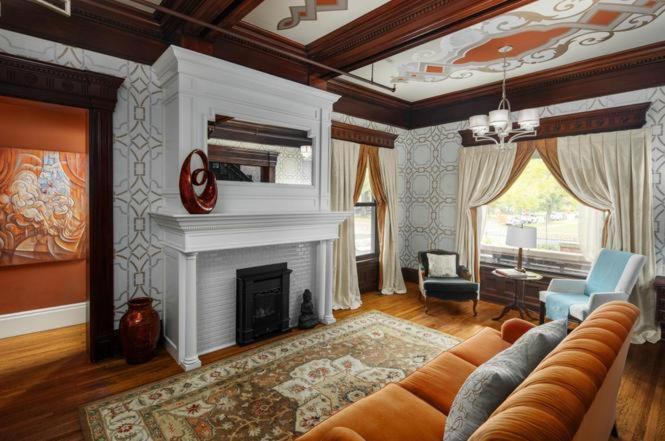 The New Victorian Mansion Bed & Breakfast 세인트폴 외부 사진